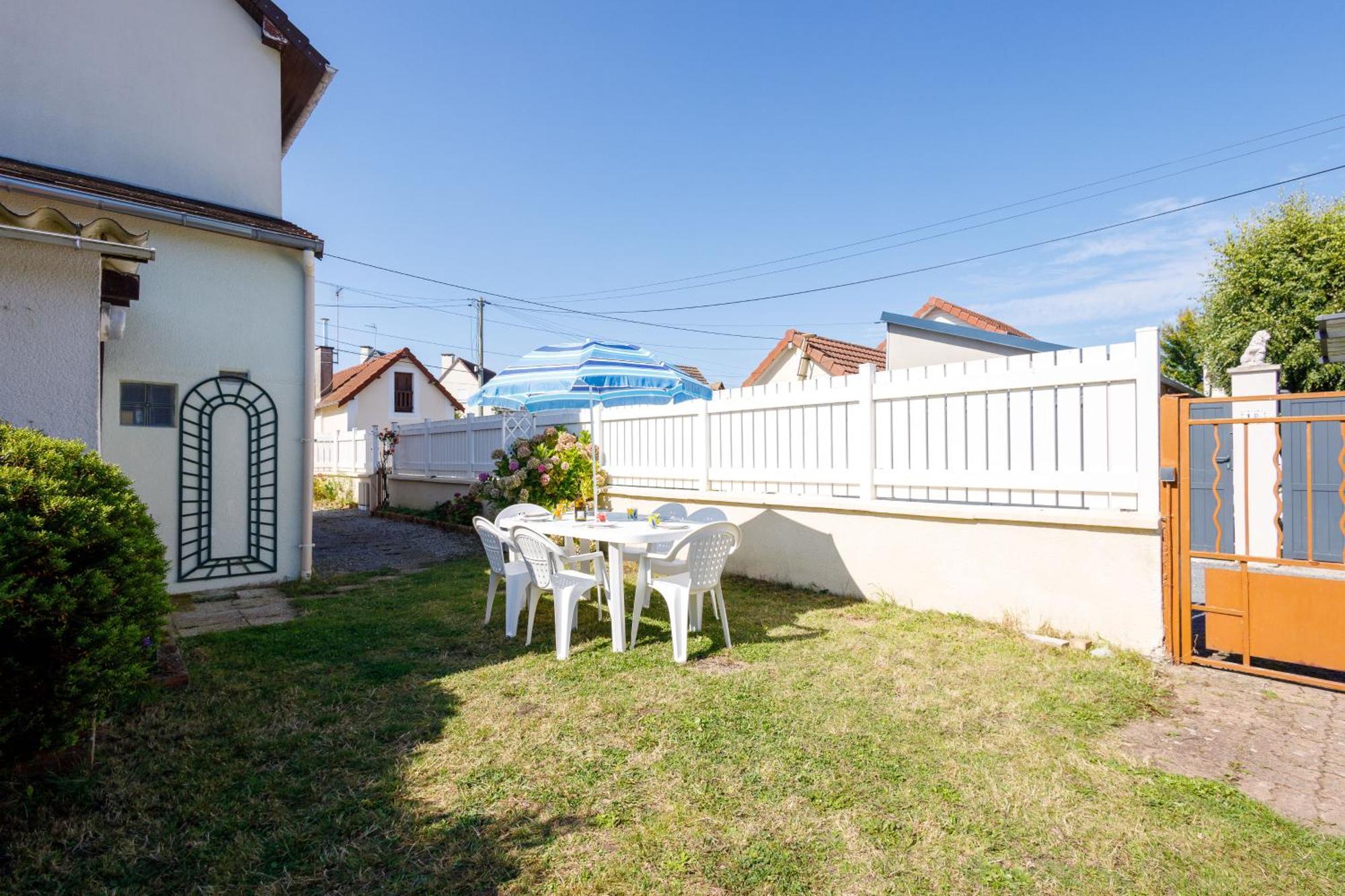 La Maison Cabourgeaise Proche Mer المظهر الخارجي الصورة
